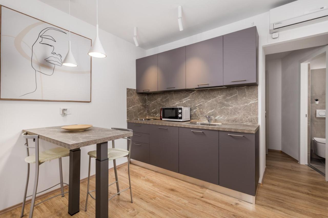 Main Street Apartments 2 Rijeka Exterior photo